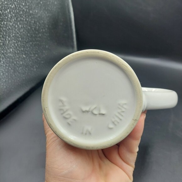 WCL Winter Holiday Christmas Snowman Large Coffee Tea Mug Embossed 4.5" Tall EUC - Picture 6 of 6